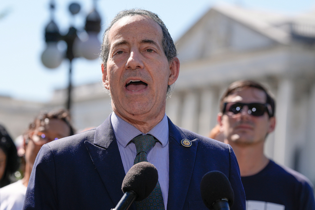 Raskin urges leading banks to release financial records tracking Epstein’s funding stream, citing FBI failure