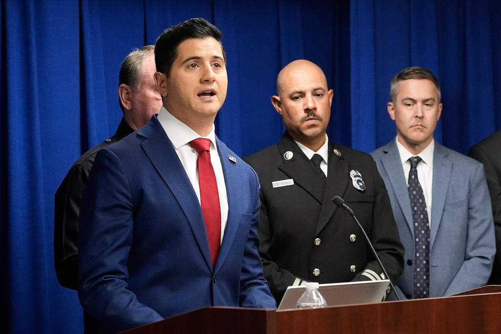 DOJ arrests 10 people from violent Los Angeles anti-ICE protest