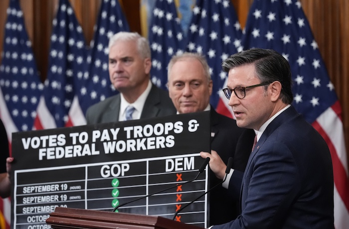 Economists look to alternative gauges during shutdown