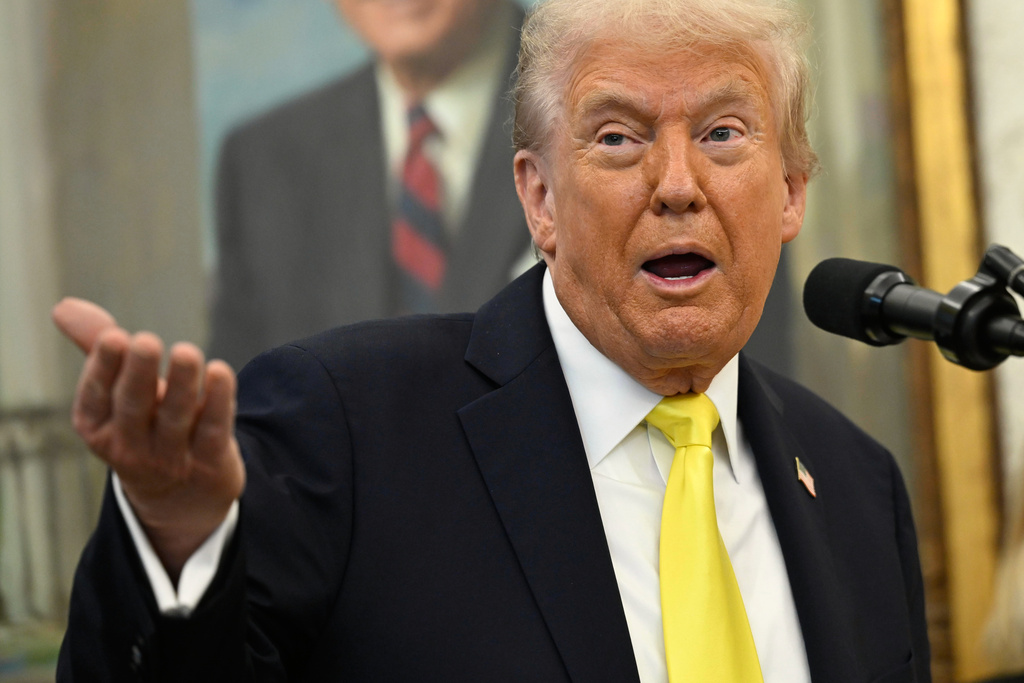 Trump extends troop pay with remaining Department of War funds