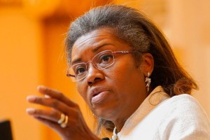 Earle-Sears decries Virginia redistricting amendment push as illegal