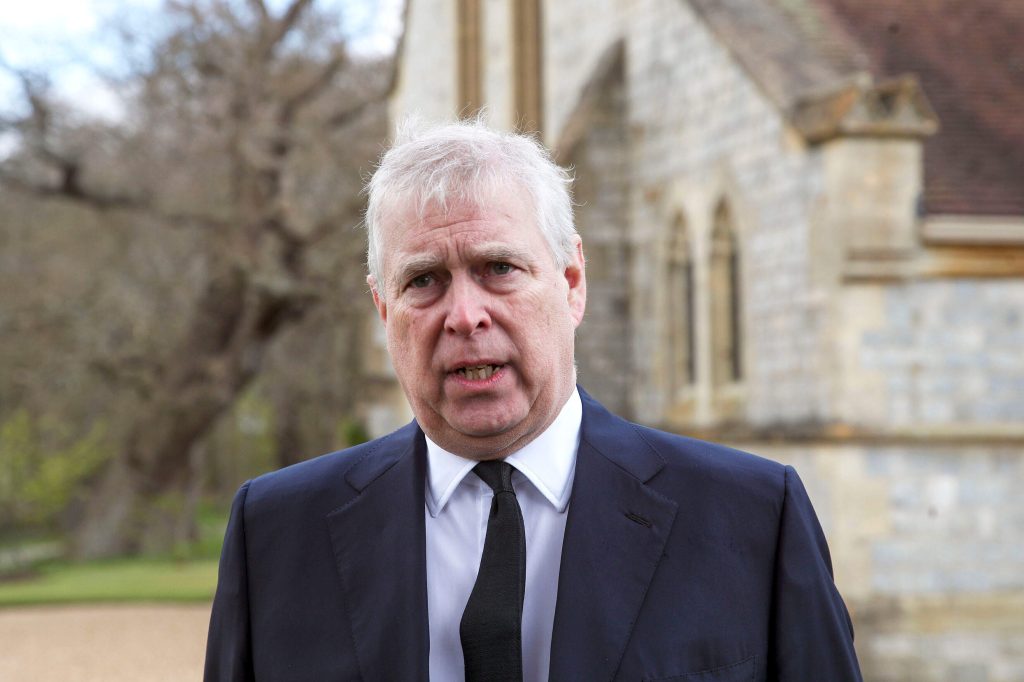 Everybody is ‘scrambling’ to distance themselves from Epstein: Hugo Gurdon