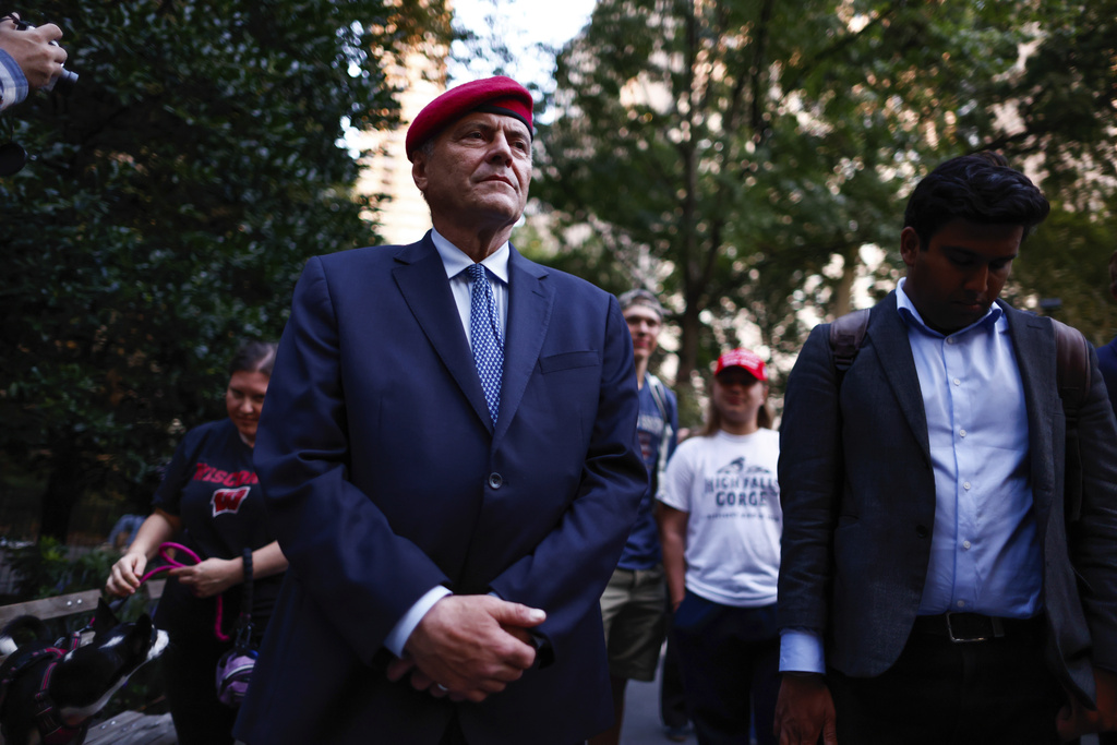 Pressure builds for Sliwa to follow Eric Adams in exiting NYC mayoral race