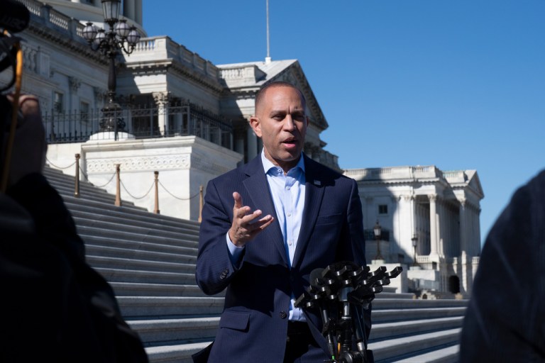 Jeffries speaks to reporters on the House steps
