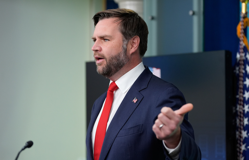 Vance calls on ‘deranged’ Jay Jones to drop out of Virginia attorney general race after violent texts emerge