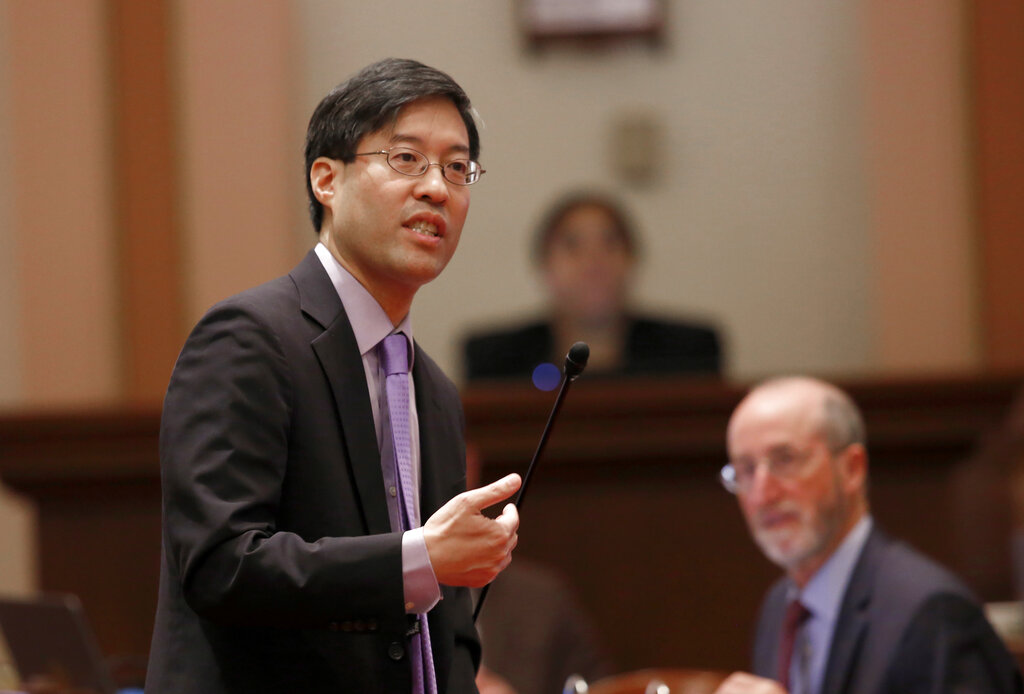Sacramento pro-vaccine Democrat throws hat into ring to replace Rep. Kevin Kiley