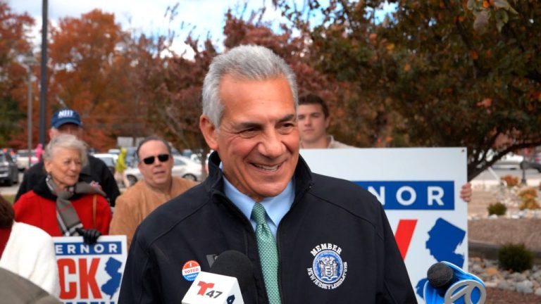 Republican Jack Ciattarelli, candidate for New Jersey governor, speaks to supporters at the Bridgewater Municipal Court as he arrives for early voting on Oct. 31, 2025. (Sydney Topf/Washington Examiner)