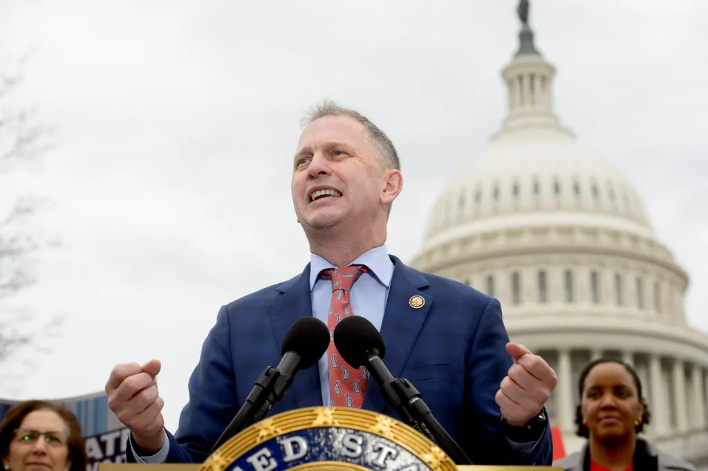 House Democrat claims Trump spent Thanksgiving 2017 with Epstein, citing emails