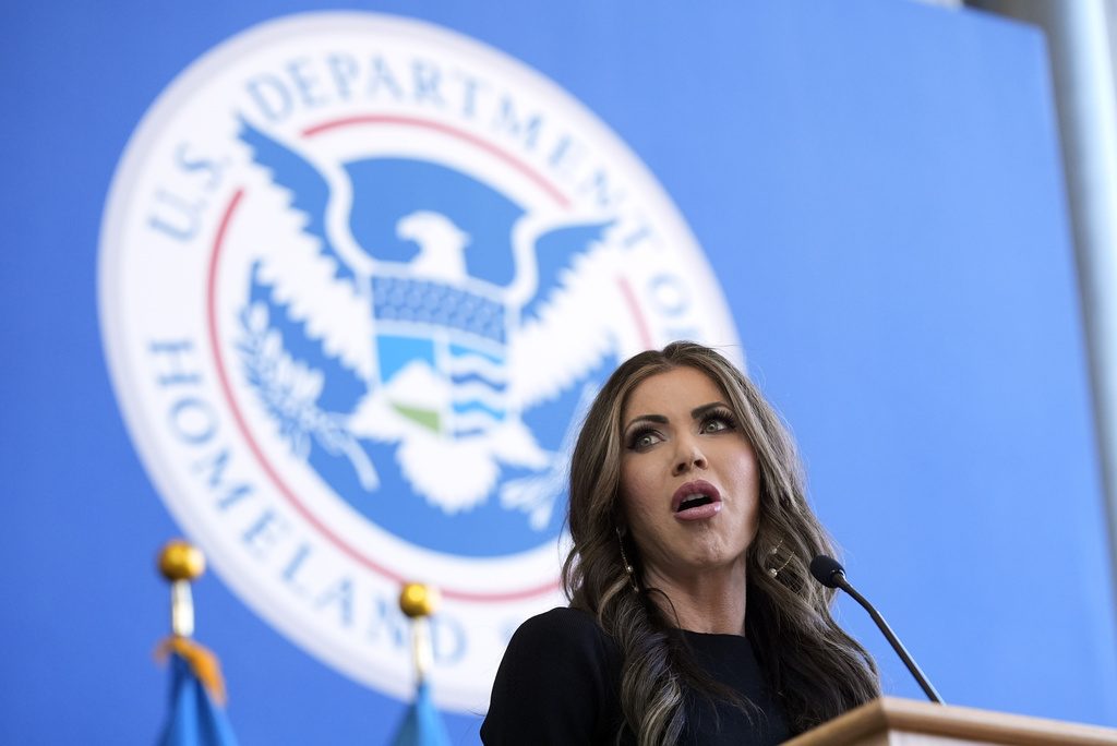 ICE joins FBI agents in investigating suspected Minnesota fraud sites