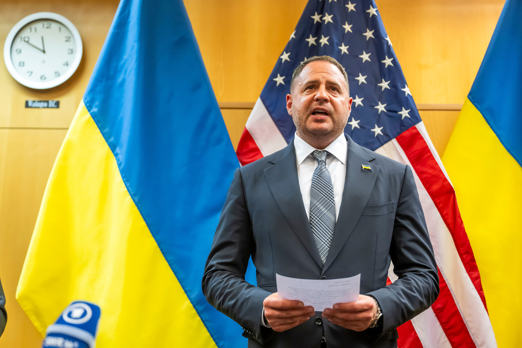Former Ukrainian ‘co-president’ Yermak says he’s ‘going to the front’ after shock resignation