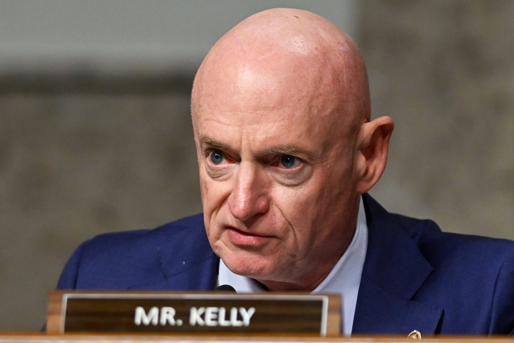 Mark Kelly strikes defiant tone in the face of Pentagon investigation: ‘He’s not going to silence us’