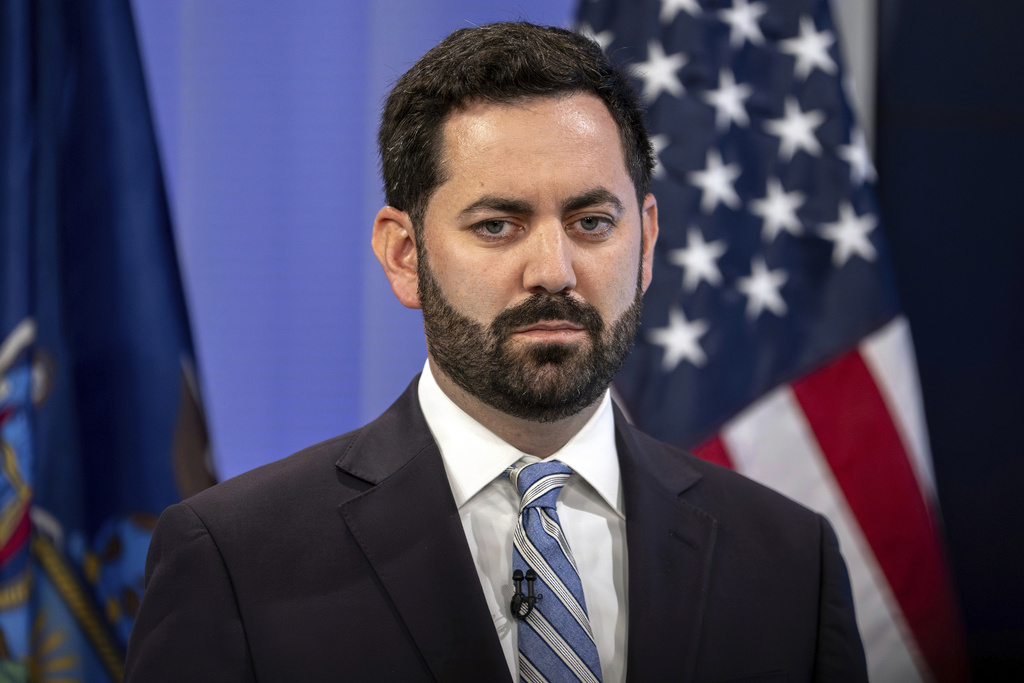 Stefanik rival Lawler backs congresswoman’s gubernatorial campaign