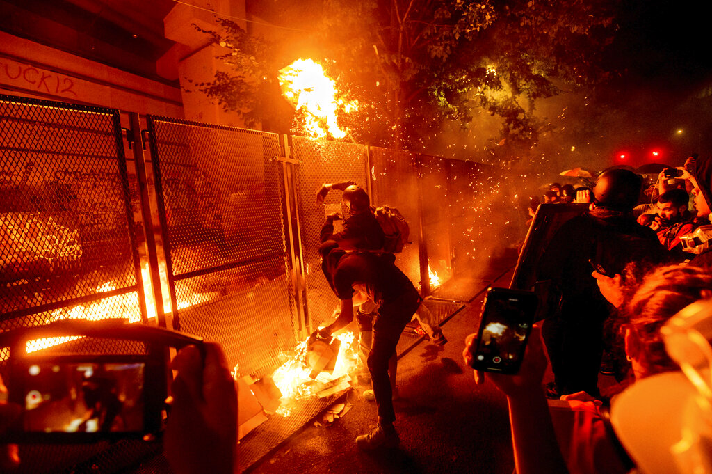 Prepper czar warns Washington has US ‘set up for annihilation’