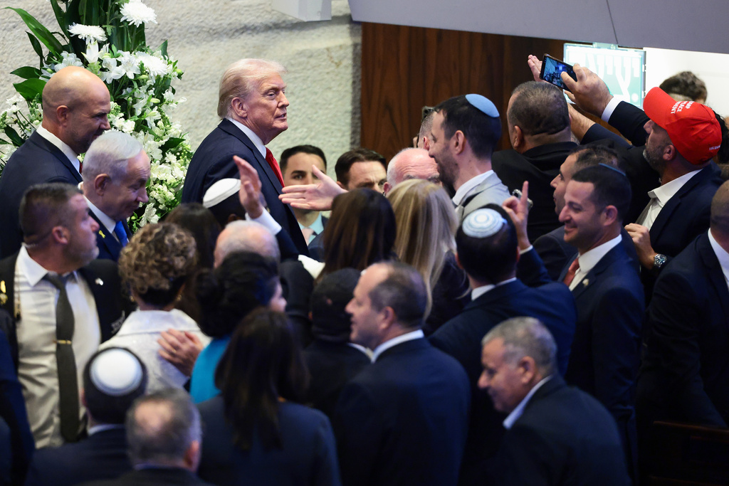 Trump peace plan passes in Knesset despite boycott over mention of Palestinian statehood