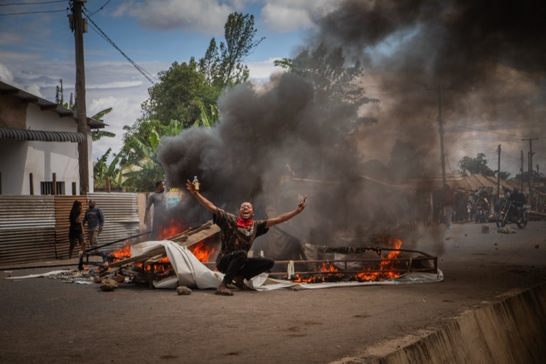 Tanzanian protests riot amid flames in Arusha