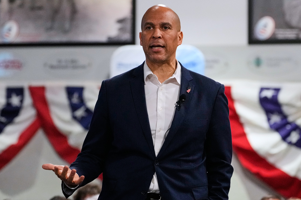 Cory Booker announces plan to make first $75,000 in income tax-free