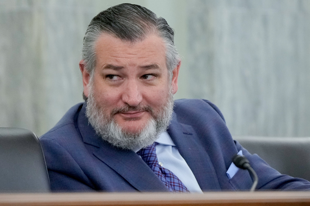 Secret recordings reveal Cruz ripping Trump and Vance to donors: Report