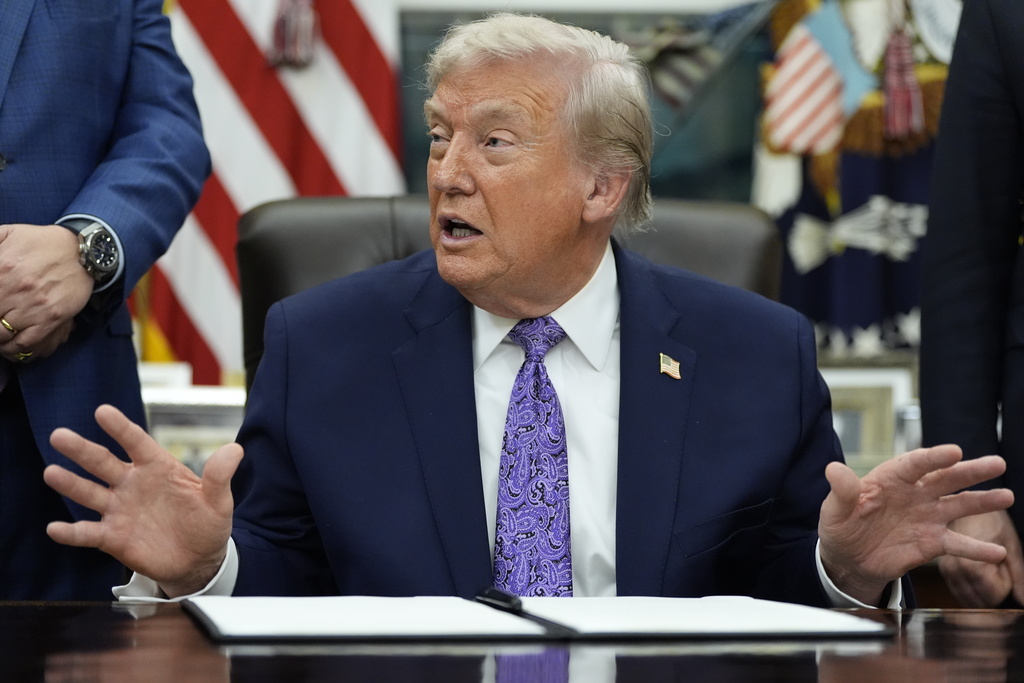 Trump insists he wasn’t ‘very much involved’ in Indiana redistricting effort after bill fails