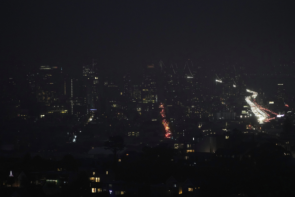Massive San Francisco power outage leaves thousands in dark