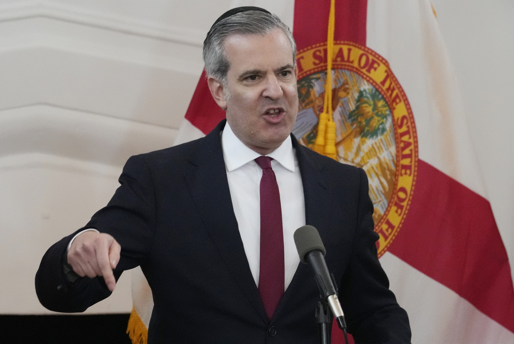 Miami Beach mayor ‘disgusted’ by nightclub playing Kanye West song