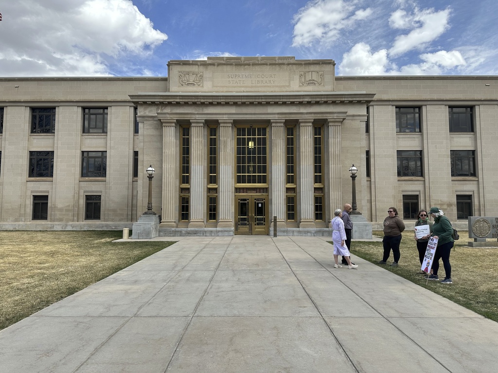 Wyoming Supreme Court strikes down abortion bans 