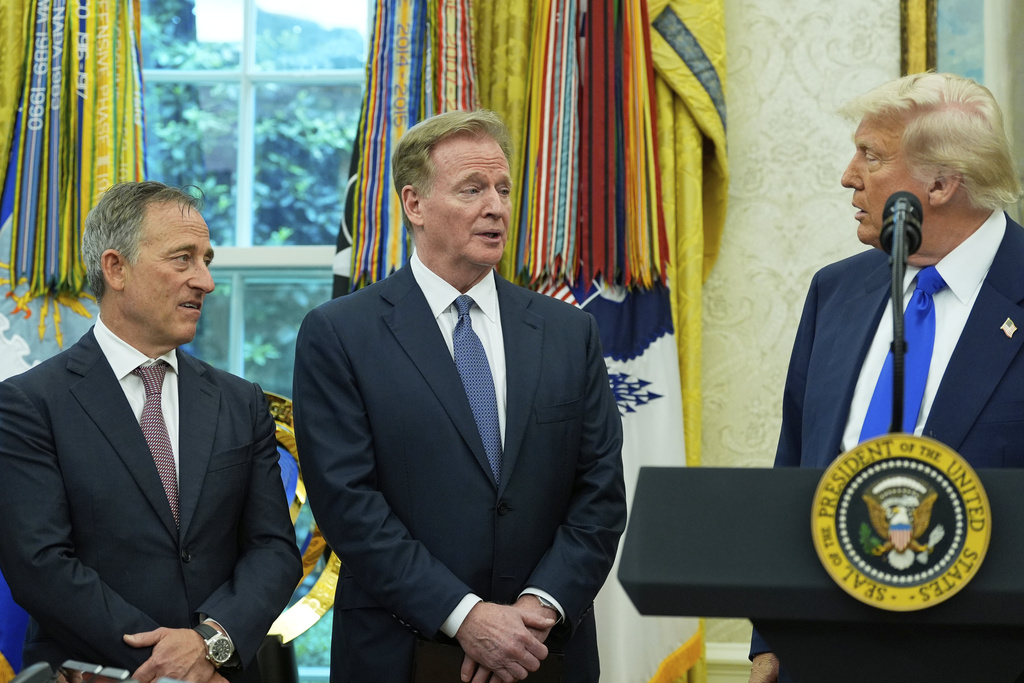 Trump to meet with MLB, NBA, NFL, and NHL commissioners over America 250 plans
