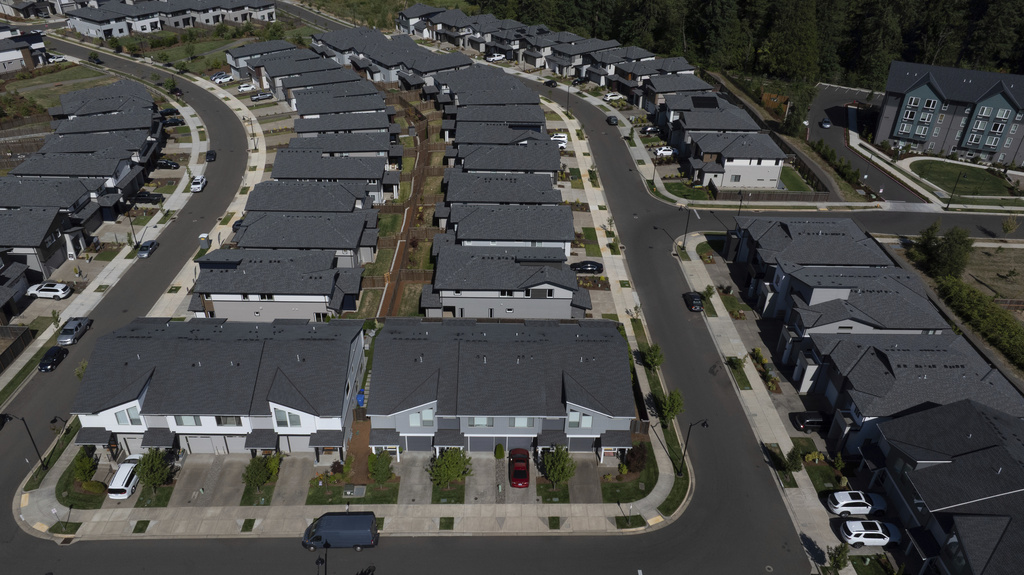 Trump plan to bar institutional investors from homebuying faces free-market skepticism