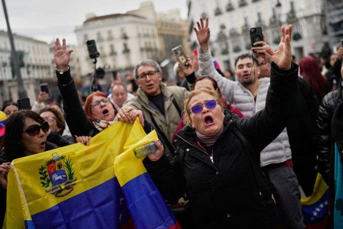 Venezuelan diaspora celebrate in Madrid following Maduro's arrest