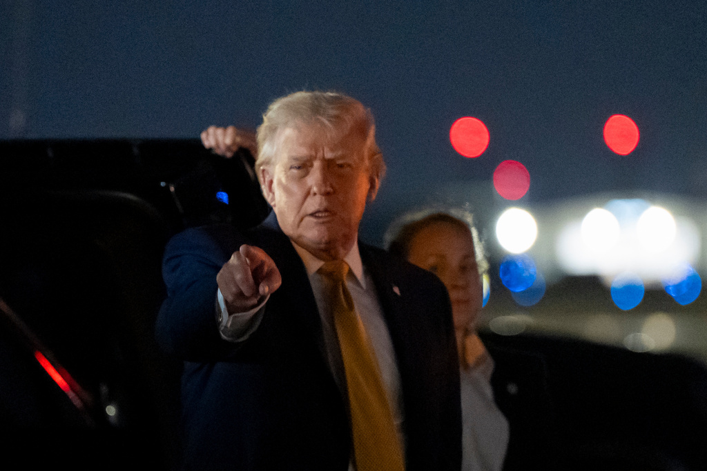 Trump announces cancellation of ‘second wave of attacks’ on Venezuela 