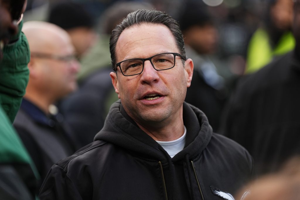 Josh Shapiro moves to ‘weaken’ Kamala Harris ahead of 2028 heavyweight contest