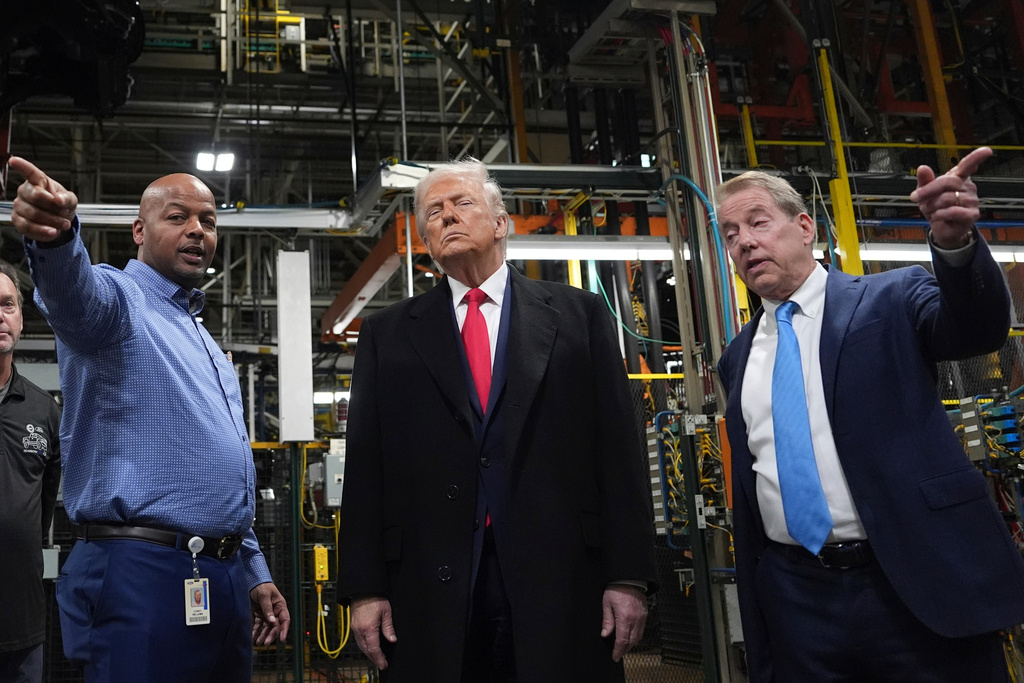 Ford worker suspended for heckling Trump has ‘no regrets’