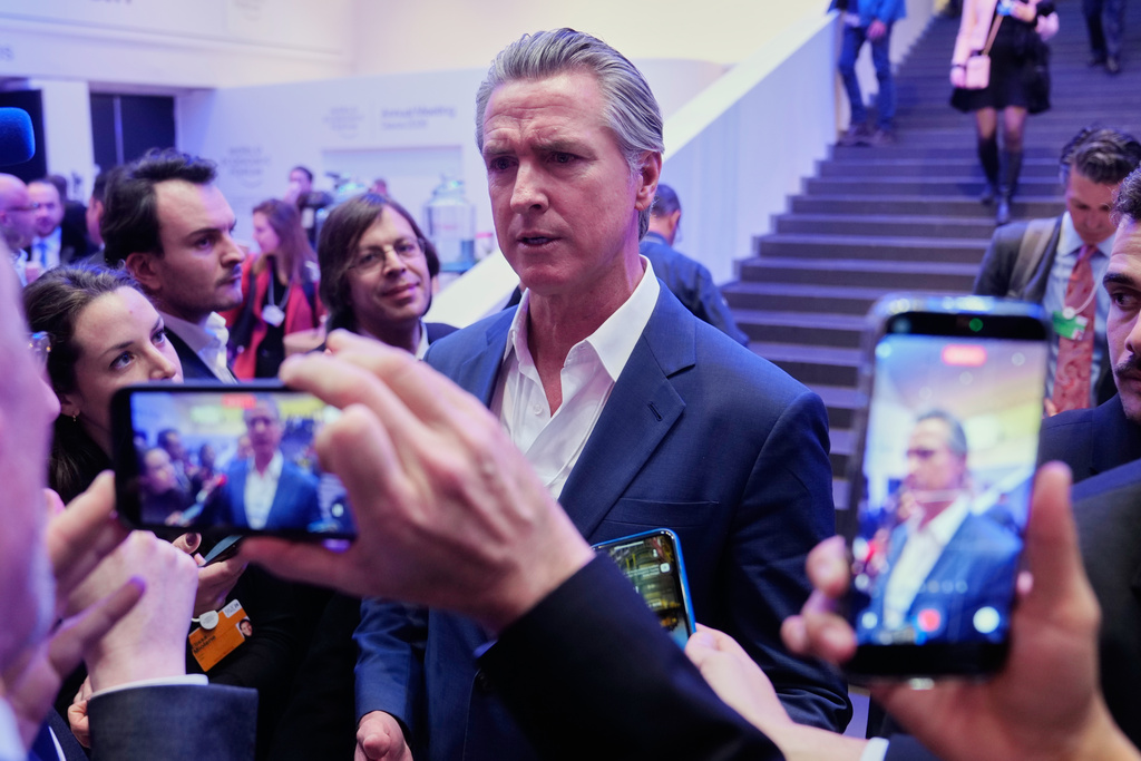 Munich summit becomes early stage for 2028 Democrats