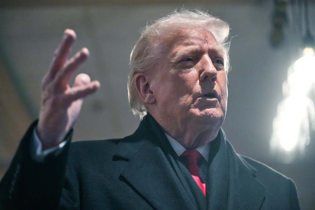 Trump flexes clout against Indiana foes as affordability and deportation headwinds grow