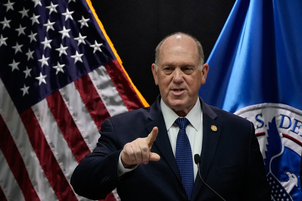 DHS pulls 700 federal officers from Minnesota after ‘unprecedented cooperation’ with state: Homan