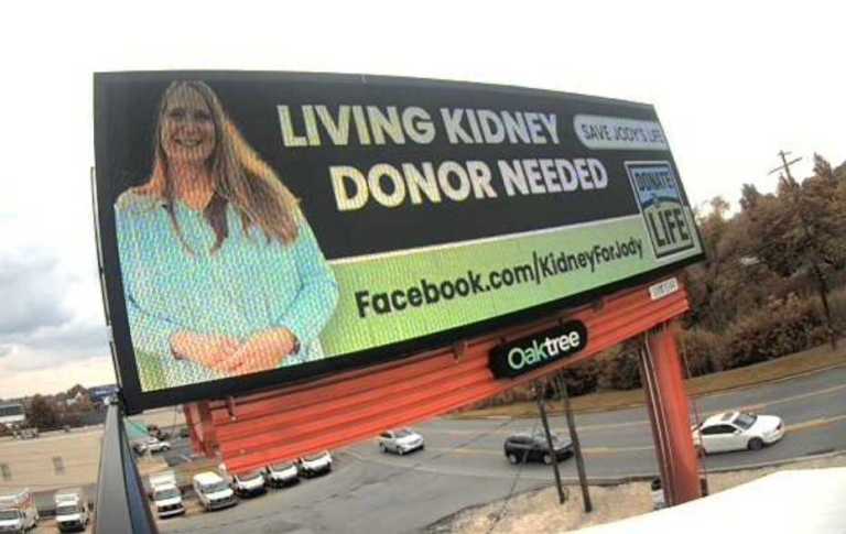 Jody, a PA resident in need of a kidney, on a billboard (Gabrielle Etzel, Washington Examiner)