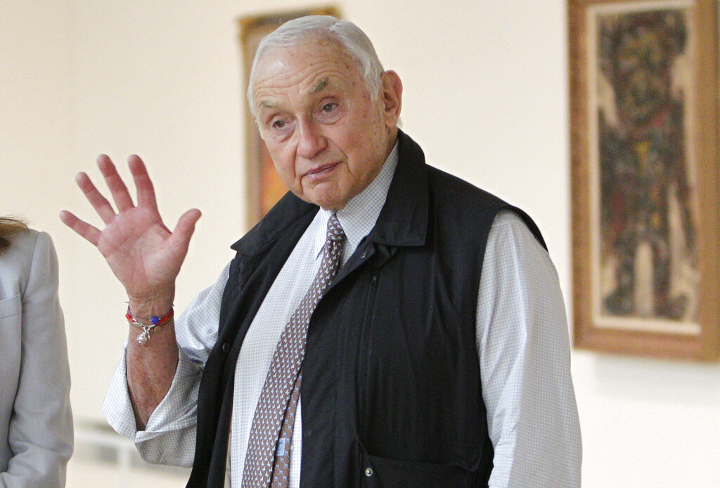 Hot mic catches Wexner’s lawyer threatening him over lengthy answers: ‘I’ll f***ing kill you’