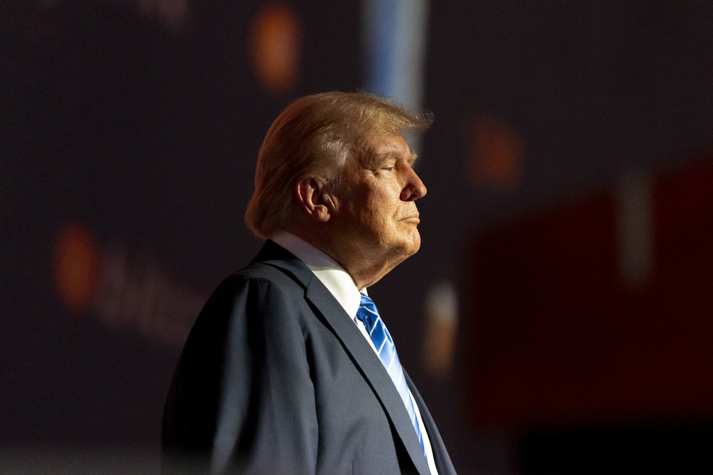 Trump refuses to apologize for video depicting Obamas as monkeys: ‘I didn’t make a mistake’