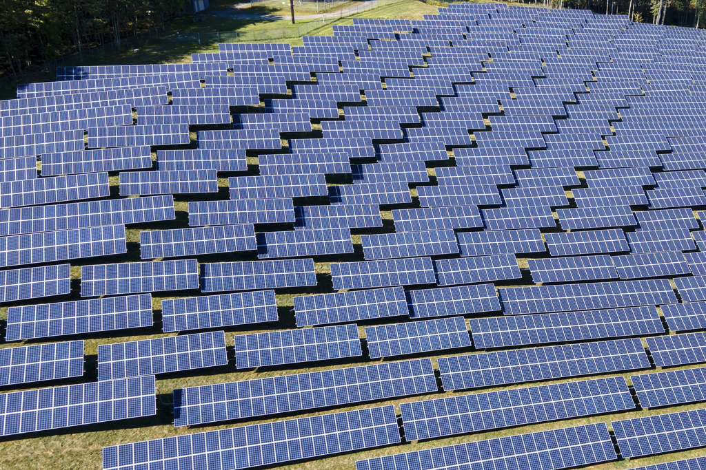 Trump Interior Department may ease up on solar industry