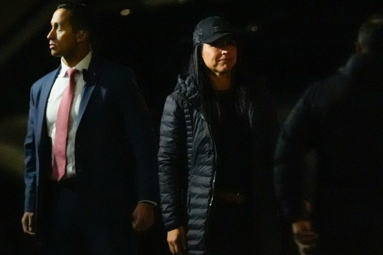 National Intelligence Director Tulsi Gabbard enters the Fulton County Election HUB as the FBI takes Fulton County 2020 Election ballots.