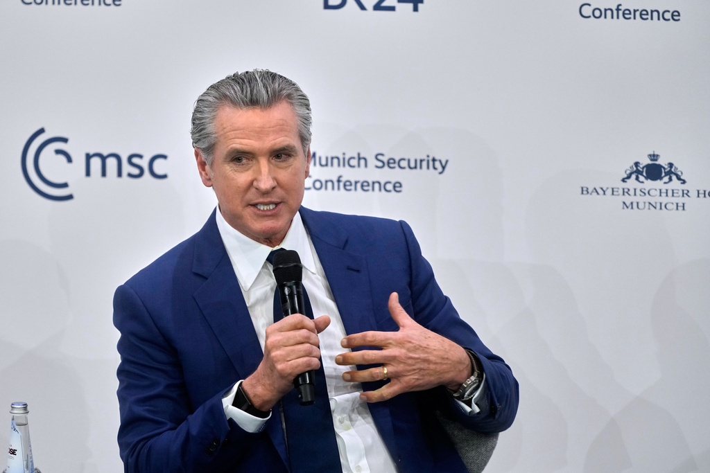 Trump slams ‘loser’ Newsom’s energy deal with UK as ‘inappropriate’