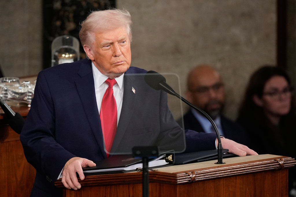 Trump sets record for longest State of the Union address 