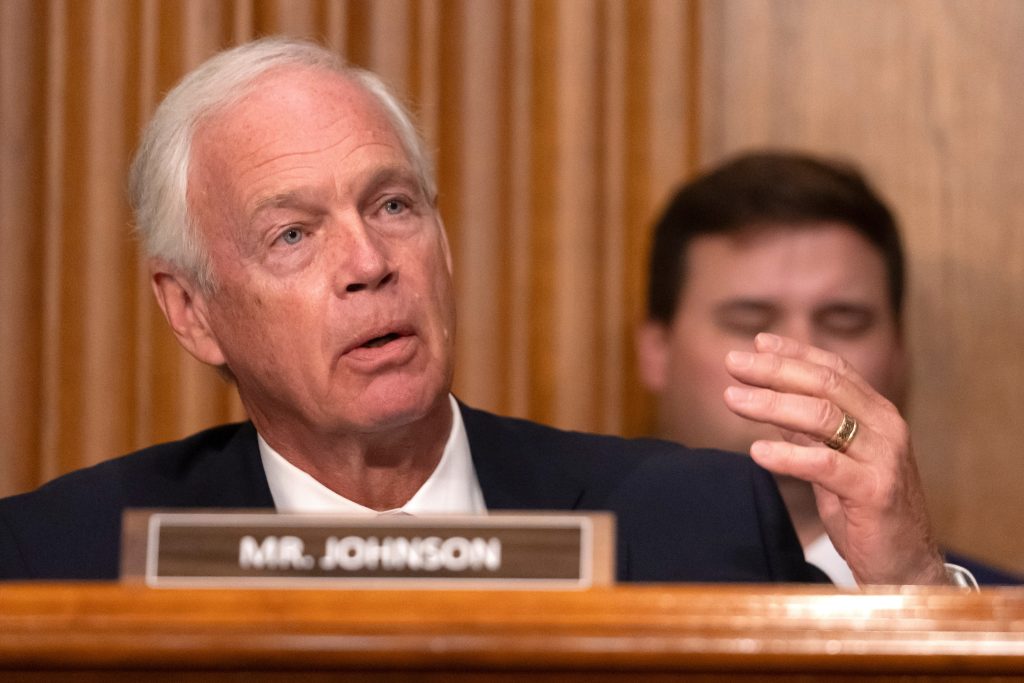 Sen. Ron Johnson says Democrats use ‘two martyrs’ killed by feds to defund police