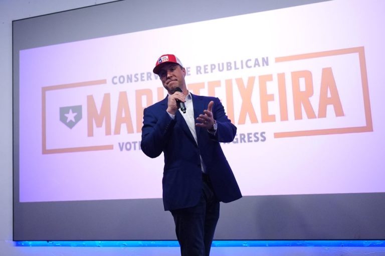Former Texas Rangers All-Star baseball player Mark Teixeira, who is running for congress, makes a campaign stop in San Antonio, Friday, Feb. 13, 2026.