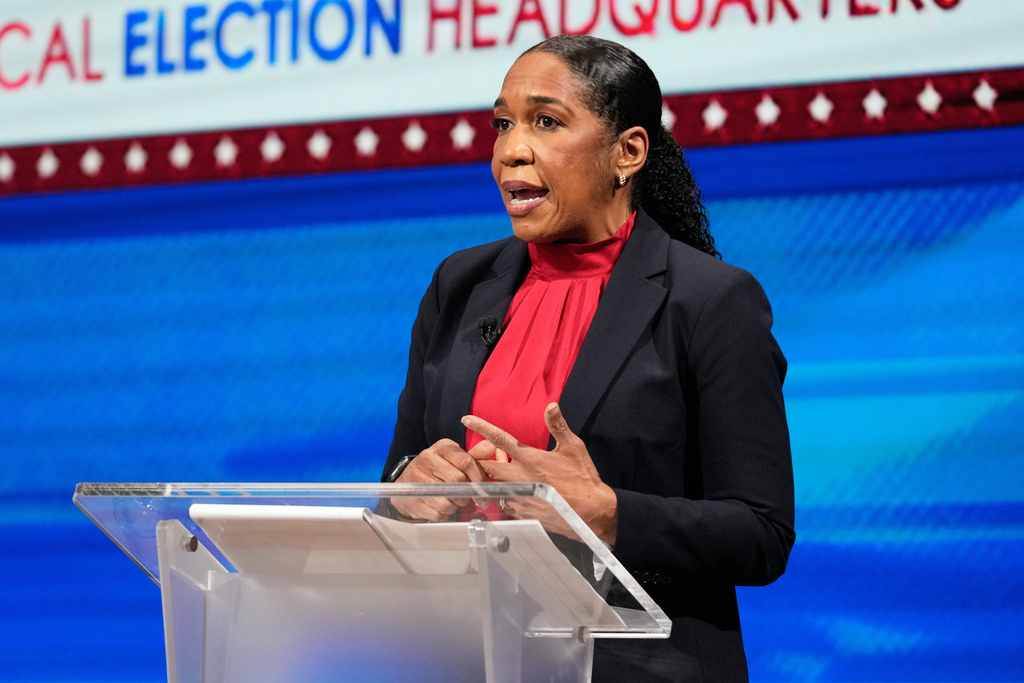 Illinois Lt. Gov. Juliana Stratton wins Democratic nod for Senate in upset over Krishnamoorthi’s big spending
