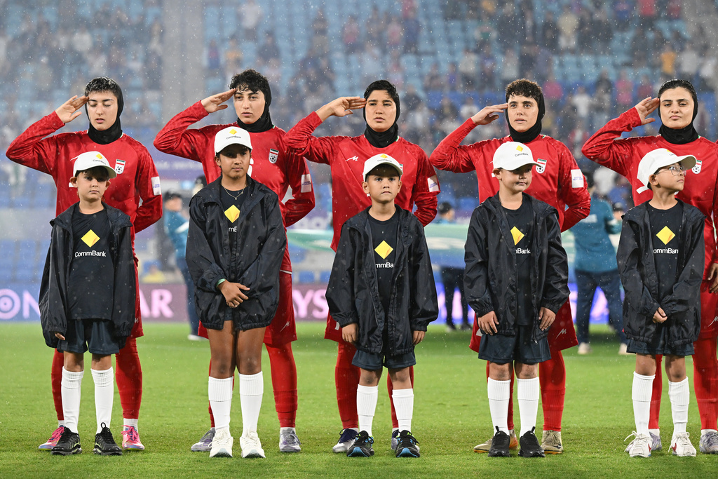 Trump praises Australian leader for taking in Iran’s women soccer players