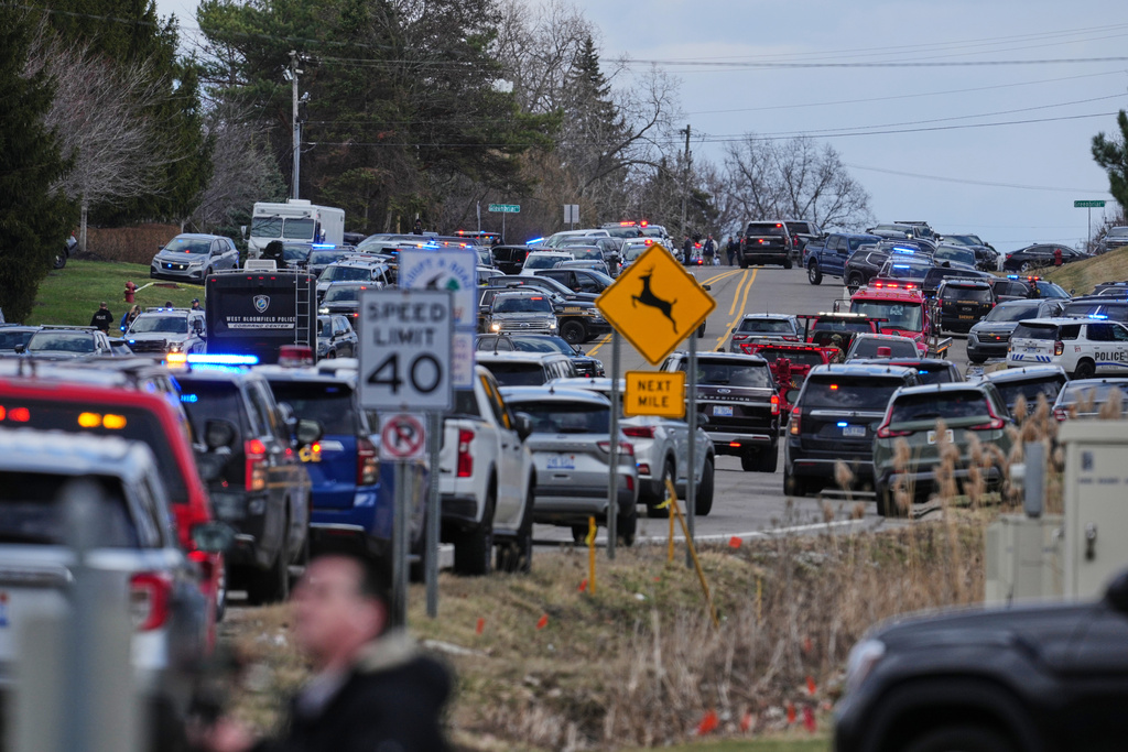 FBI responds to attack on Temple Israel synagogue in Michigan