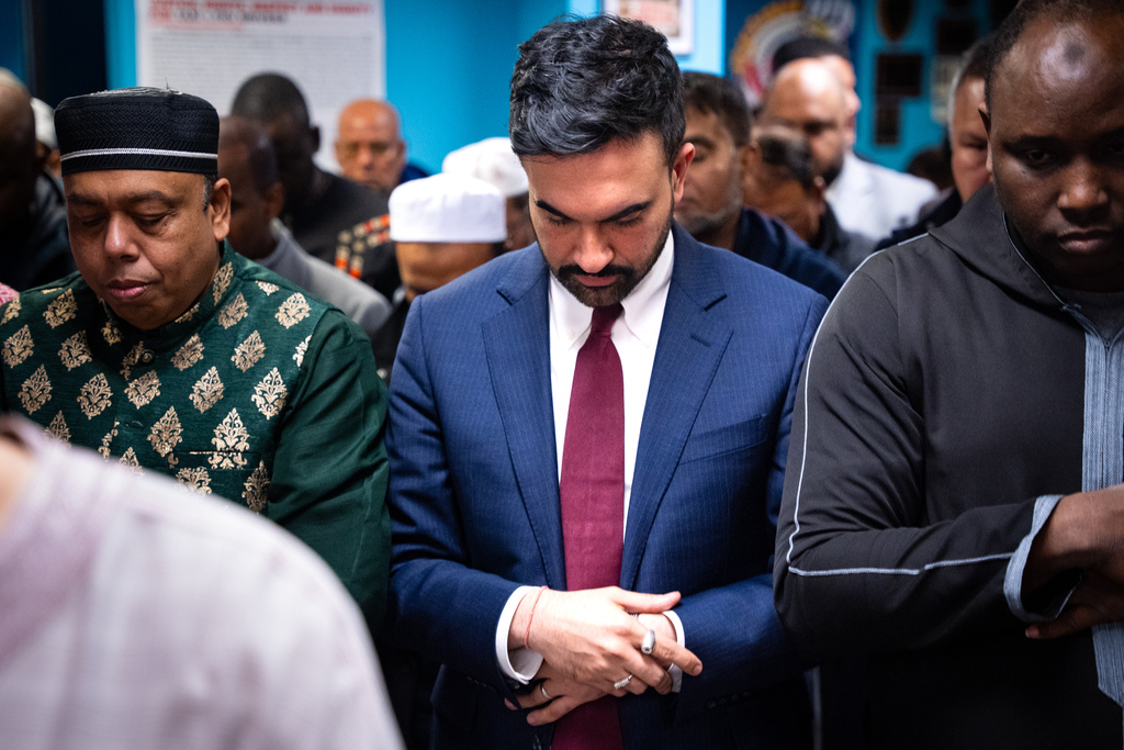 Mamdani breaks Ramadan fast with prisoners at Rikers Island