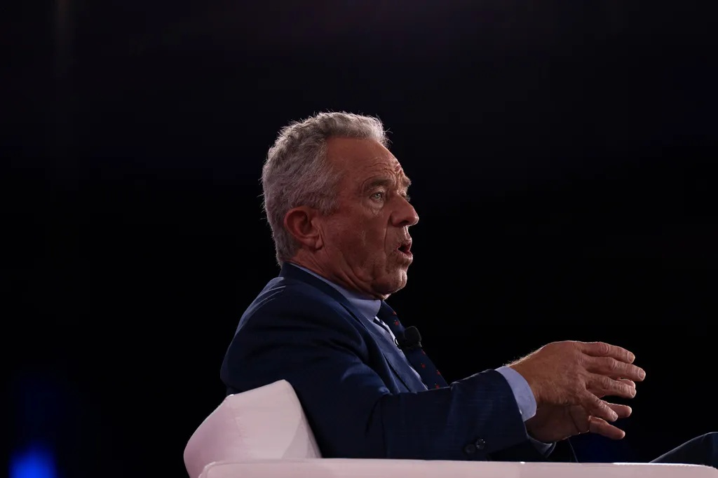 RFK Jr. and Dr. Oz say hospitals will lose funding if they serve unhealthy food