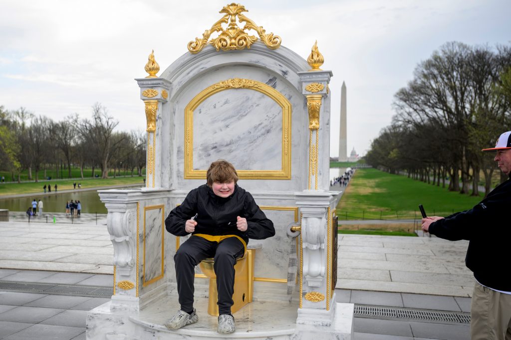 Golden toilet display at Lincoln Memorial mocks Trump’s White House remodeling