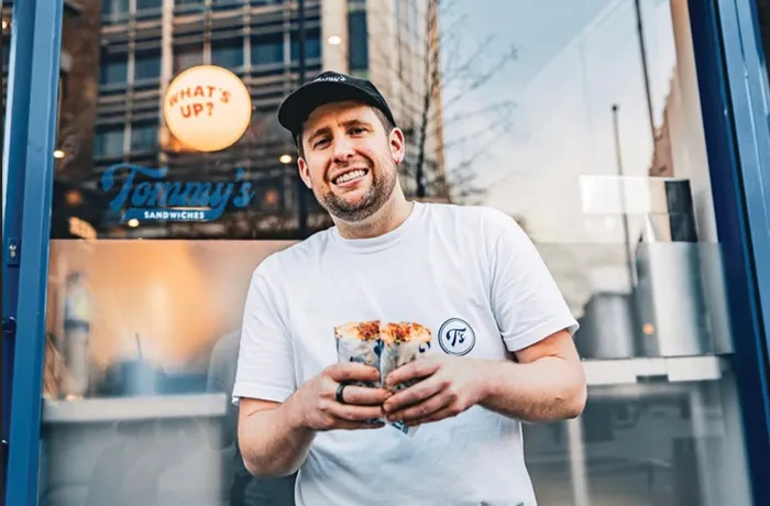 Tommy’s is a slice of West Coast sandwichery — two slices, really — on the grittily Dickensian road from Kings Cross to the City of London.